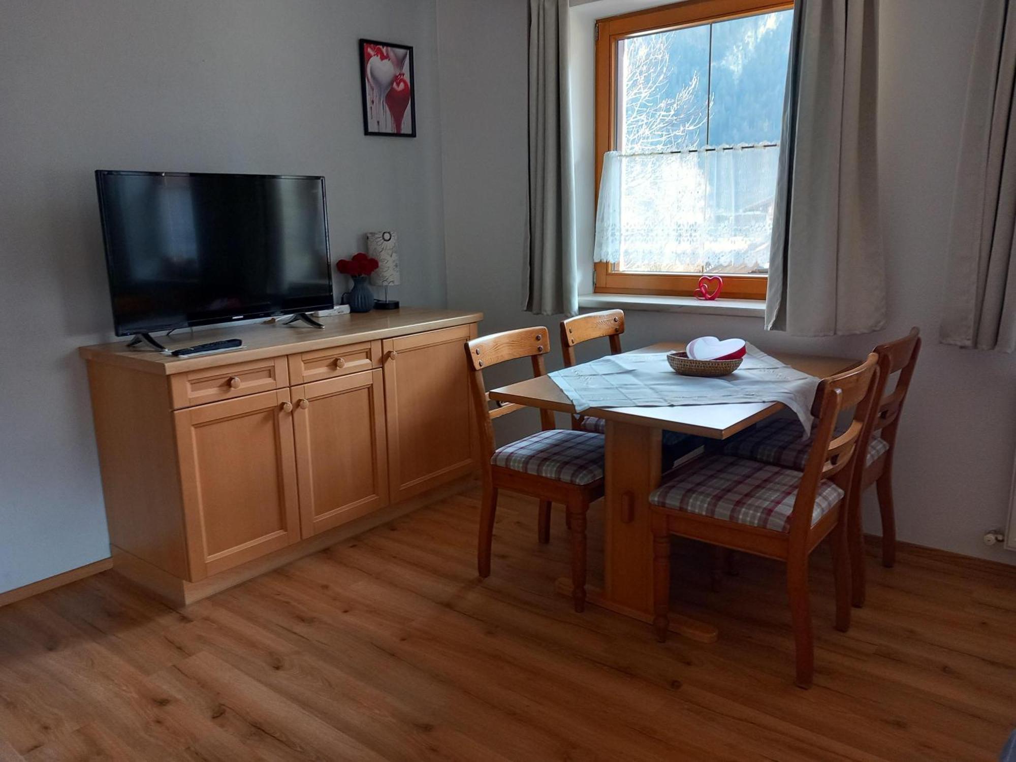 Bichlerhof Apartment Radfeld ภายนอก รูปภาพ