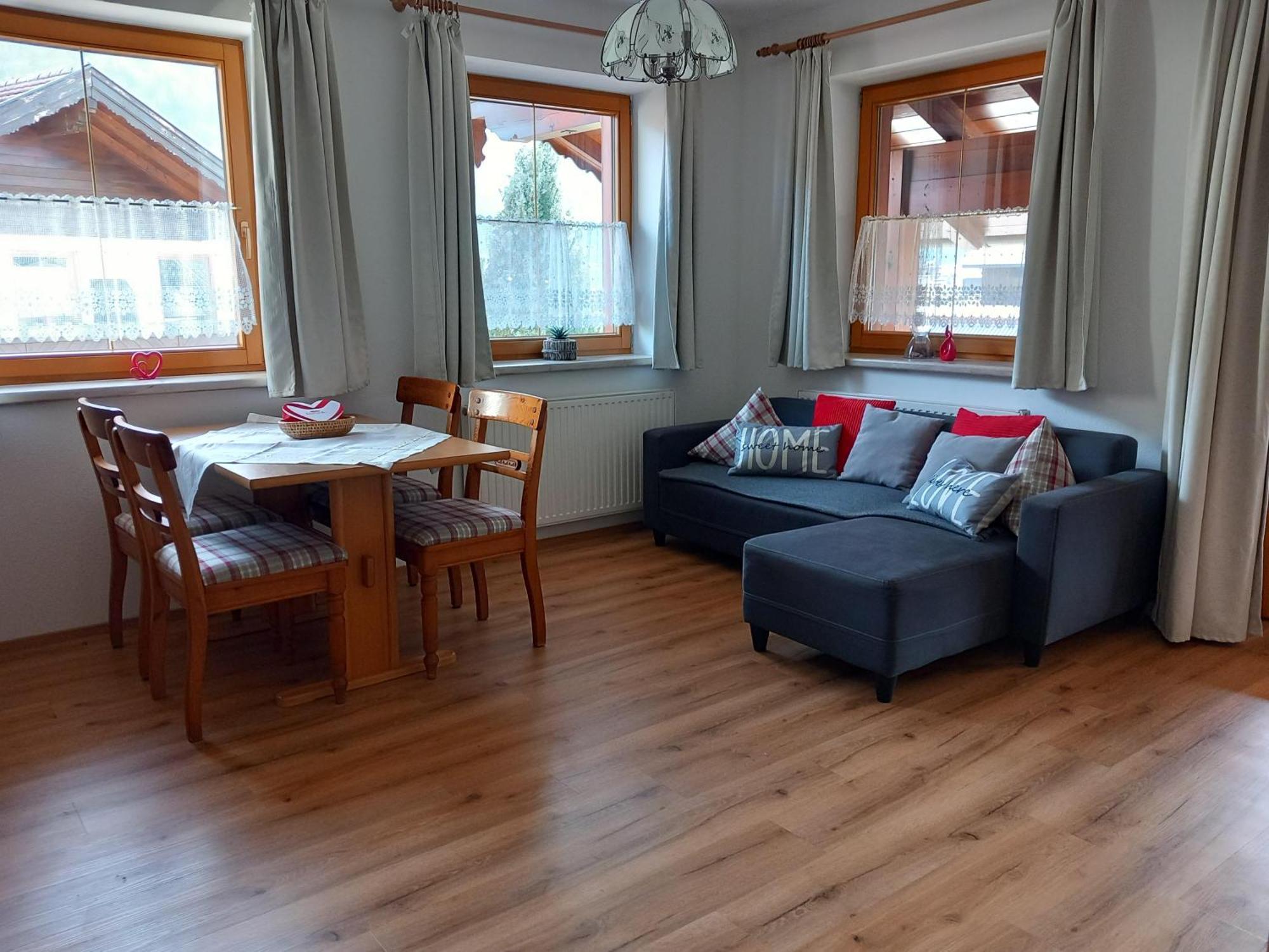 Bichlerhof Apartment Radfeld ภายนอก รูปภาพ