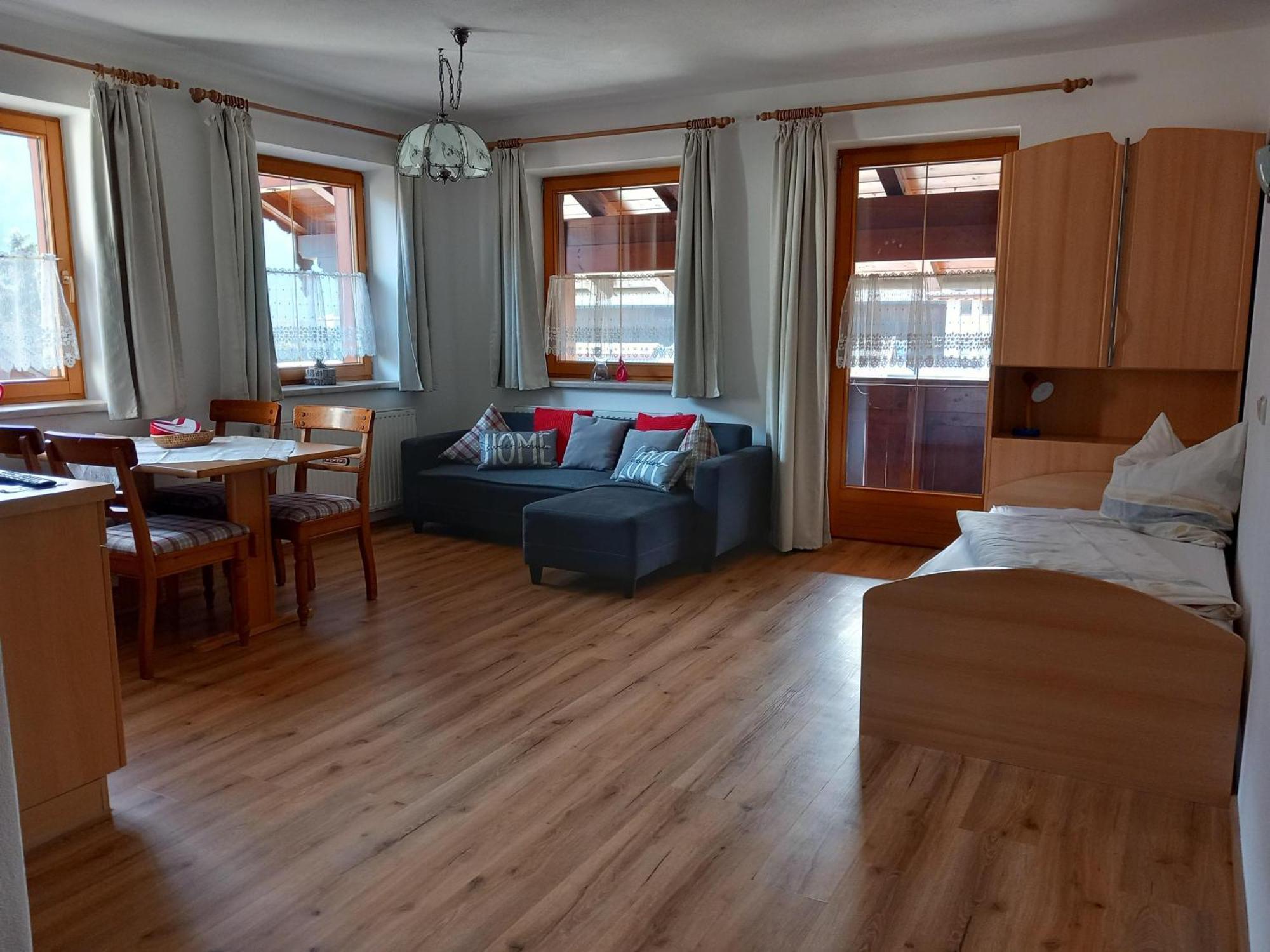 Bichlerhof Apartment Radfeld ภายนอก รูปภาพ